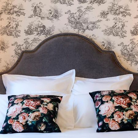 Hotel De La Poste 아발론 외부 사진