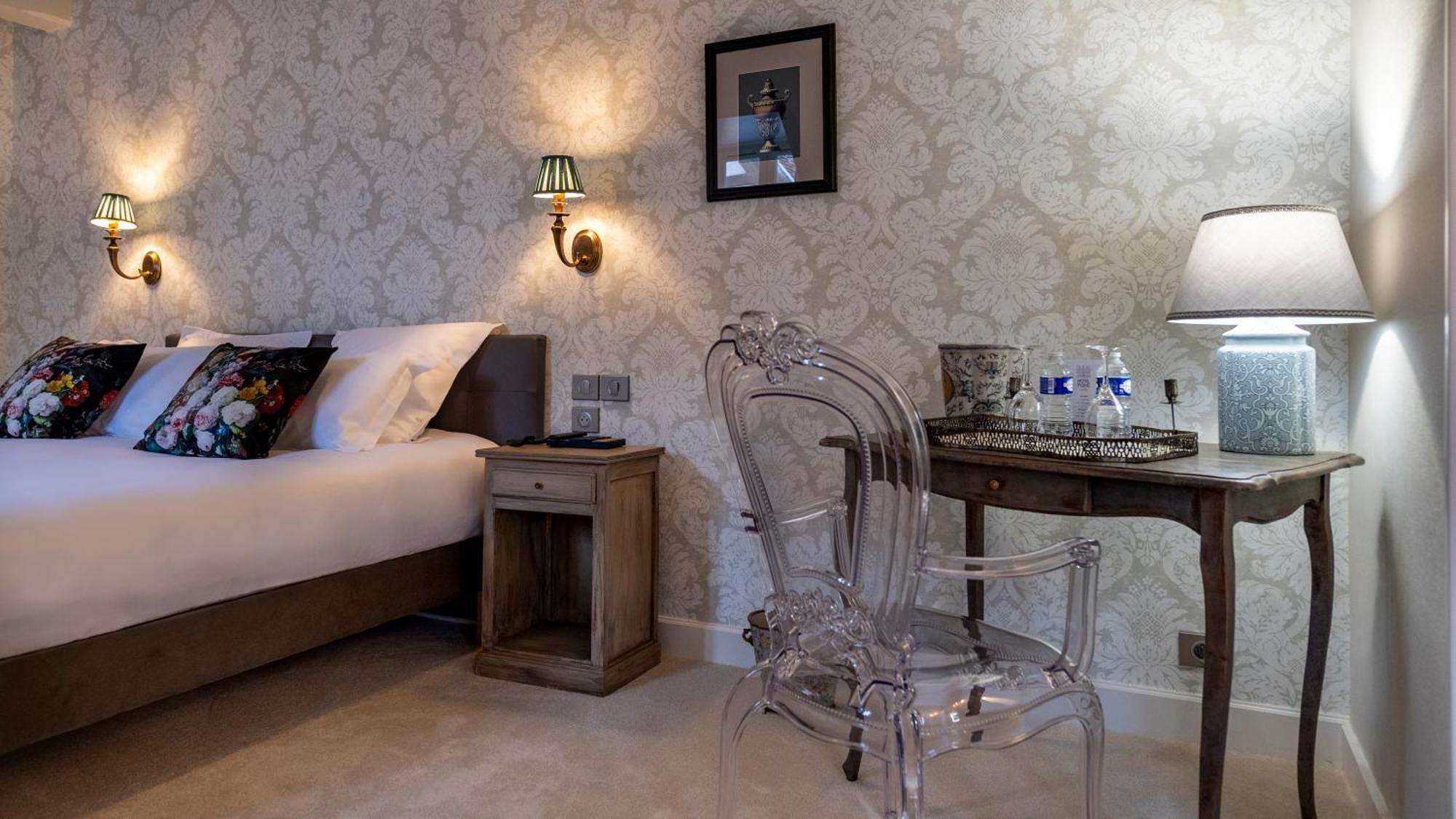Hotel De La Poste 아발론 외부 사진