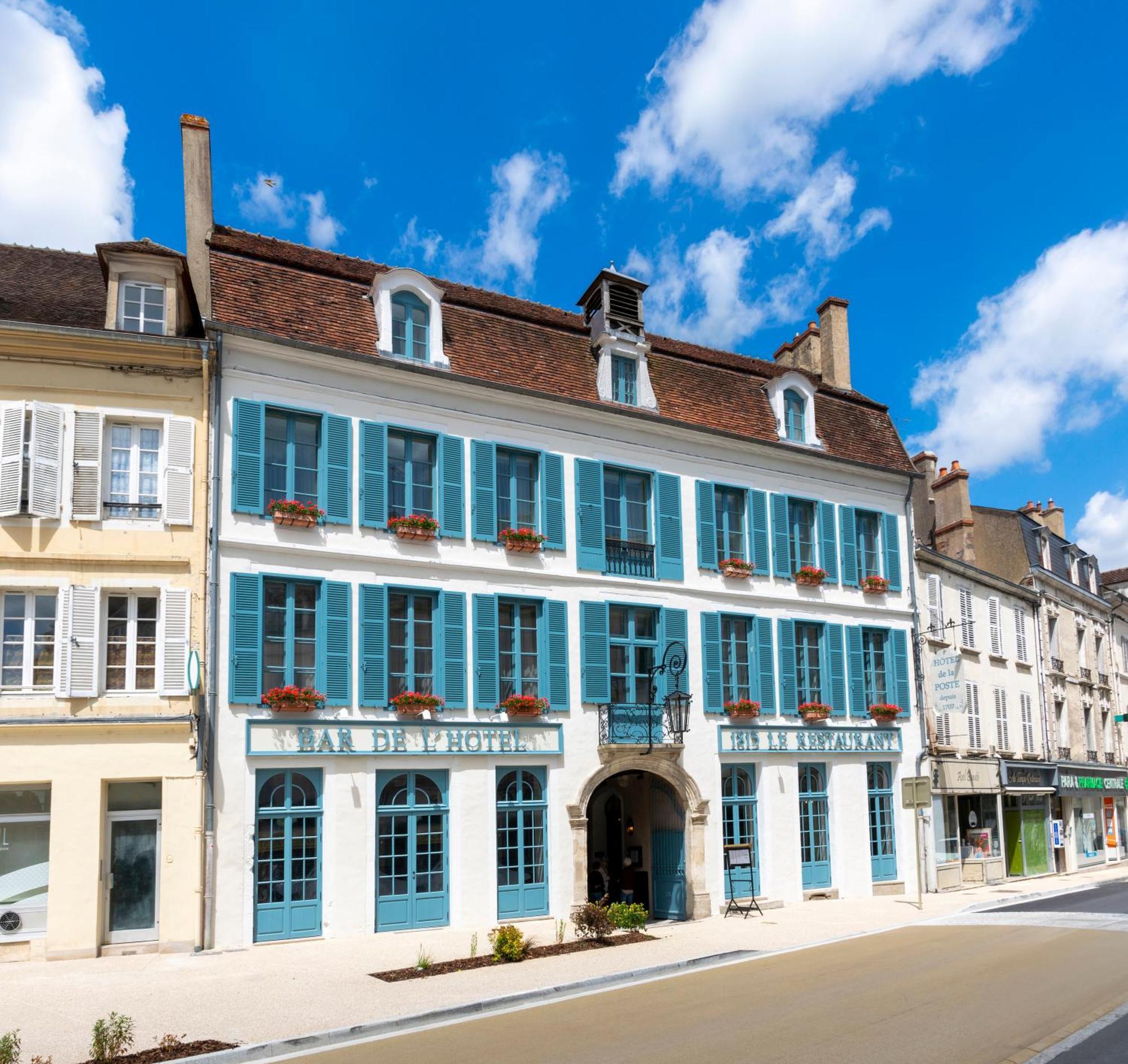 Hotel De La Poste 아발론 외부 사진