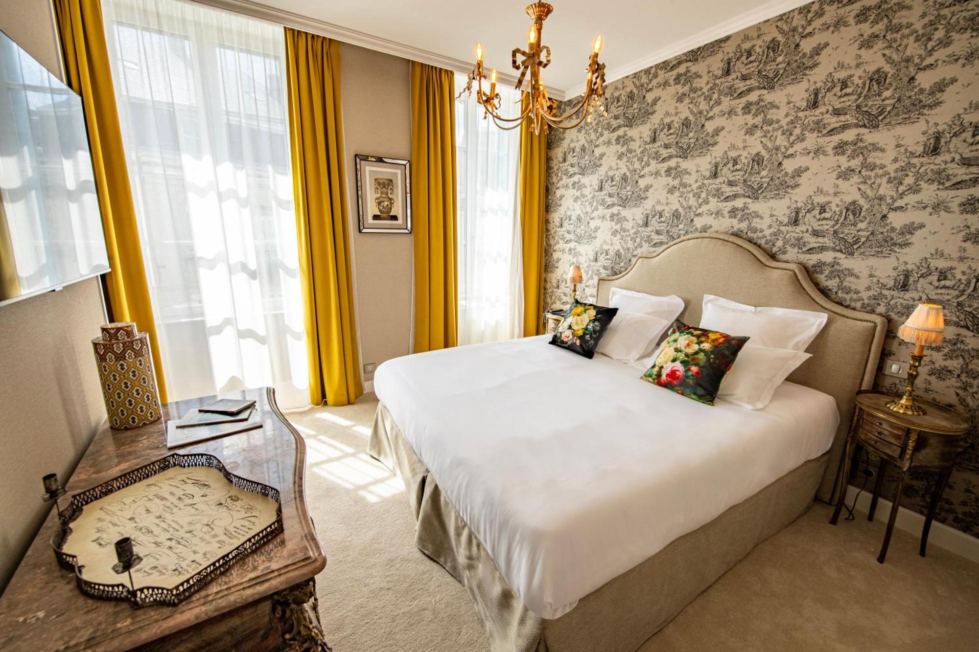 Hotel De La Poste 아발론 외부 사진